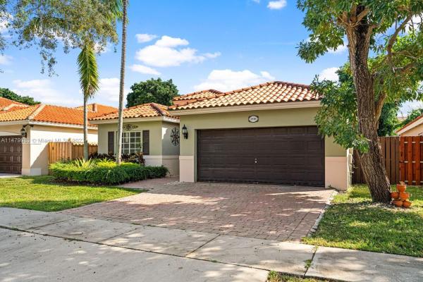 Sonara At Malibu Bay, 2115 NE 36th Ave, Homestead, Florida 33033, image 1