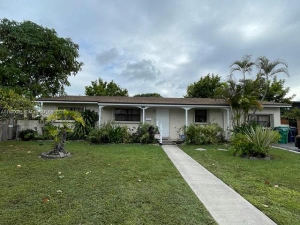 South Miami Heights Manor, 11930 SW 171st Ter, South Miami Heights, Florida 33177, image 2