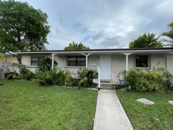 South Miami Heights Manor, 11930 SW 171st Ter, South Miami Heights, Florida 33177, image 3