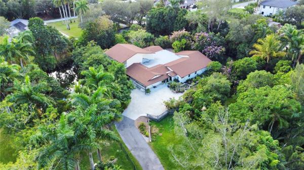 Majestic Groves, 11500 SW 26th St, Davie, Florida 33325, image 1