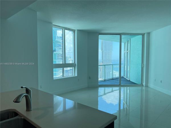 Quantum On The Bay, 1900 N Bayshore Dr #3910, Miami, Florida 33132, image 3