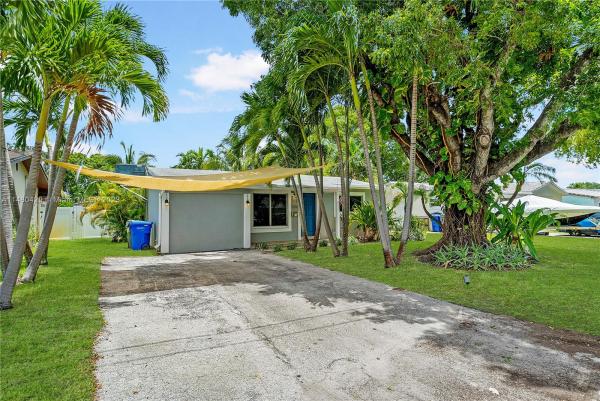 Hollywood Isles, 2629 Scott St, Hollywood, Florida 33020, image 2