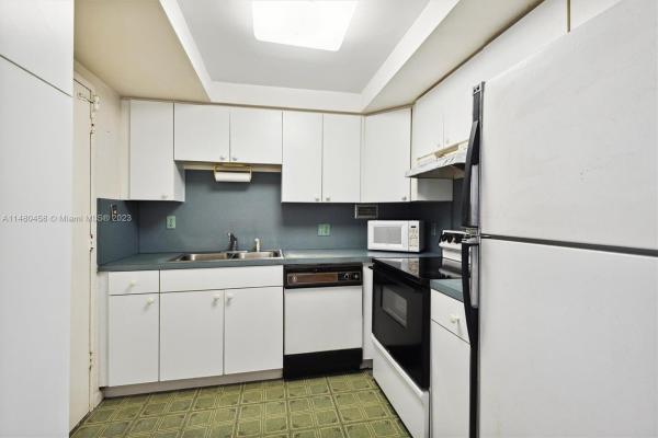 The Alexander Towers, 3505 S Ocean Dr #203, Hollywood, Florida 33019, image 3