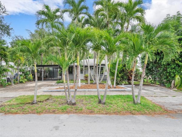 5973 SW 41st St, Unincorporated Dade County, Florida 33155, image 3