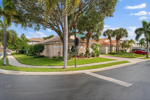 Maple Isle, 101 Waterbridge Ln, Jupiter, Florida 33458, image 1