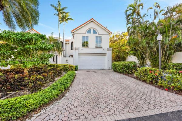 Swan Lake, 6786 SW 89th Ter, Pinecrest, Florida 33156, image 1