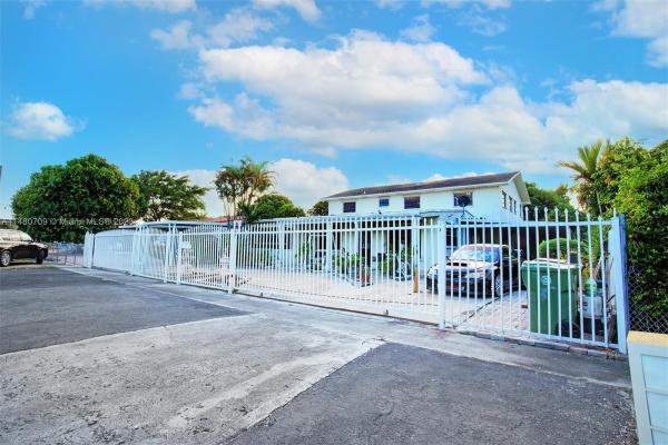 Anacris, 3940 W 3rd Ave, Hialeah, Florida 33012, image 1