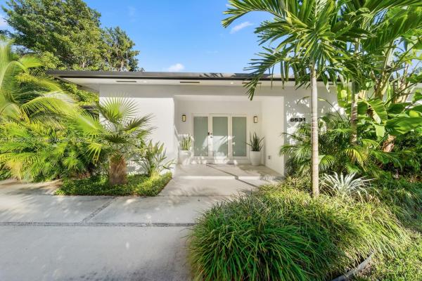Cocoplum Terrace, 6531 SW 63rd Ct, South Miami, Florida 33143, image 1