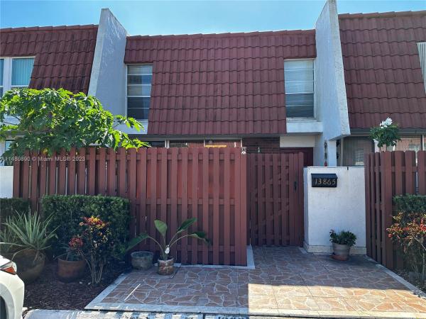 Lake Laura, 13865 SW 84th St #406-1, Glenvar Heights, Florida 33183, image 1
