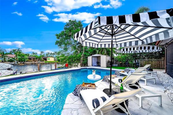 Royal Palm Isles, 1812 NW 36th Ct, Oakland Park, Florida 33309, image 1