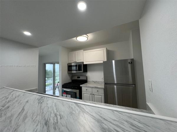 Hammocks Trails, 15295 SW 107th Ln #1003, The Hammocks, Florida 33196, image 3