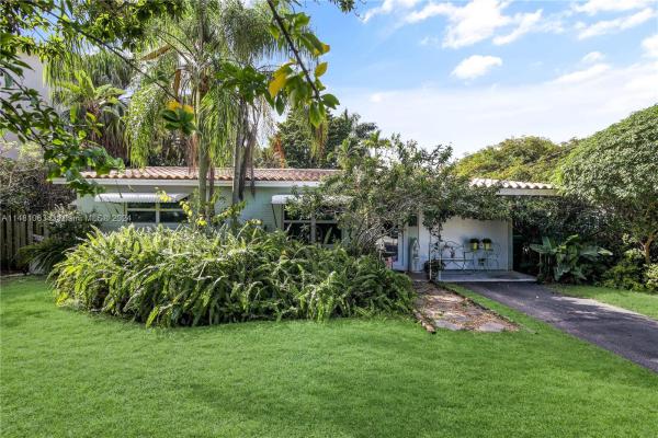 Davis Isles, 4617 SW 34th Ter, Dania Beach, Florida 33312, image 2