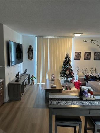 Golden Gate, 16450 NW 2nd Ave #310, Golden Glades, Florida 33169, image 3