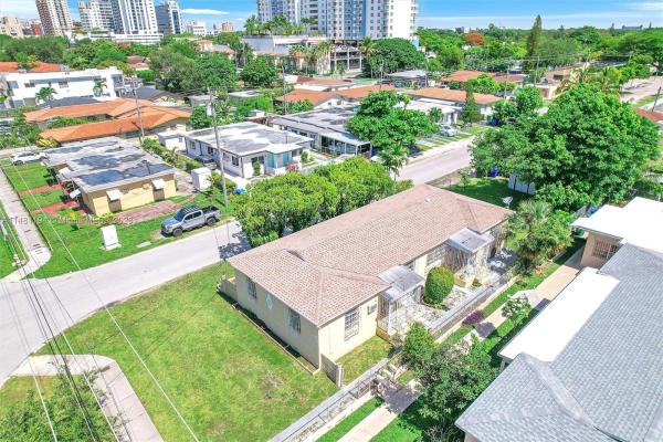 Miami Suburban Acres, 2861 SW 23rd St, Miami, Florida 33145, image 3