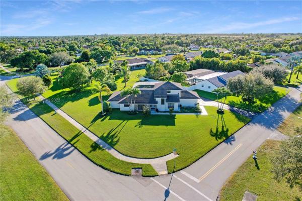 Stonewood, 15200 SW 164th St, Richmond West, Florida 33187, image 3
