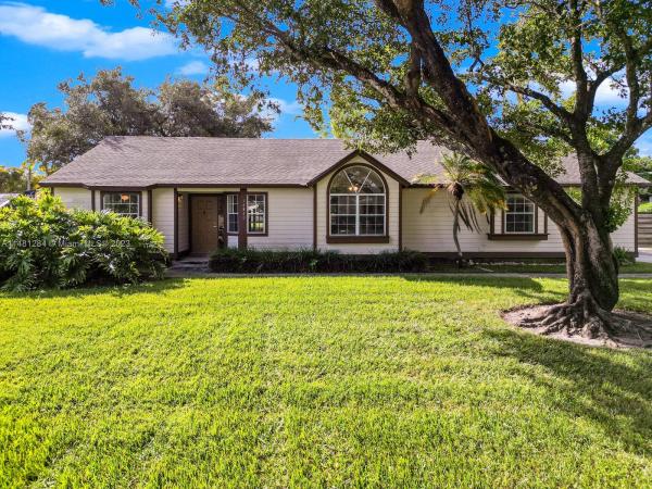 Kings Grant East, 14840 SW 154th Ter, Kendall West, Florida 33187, image 1