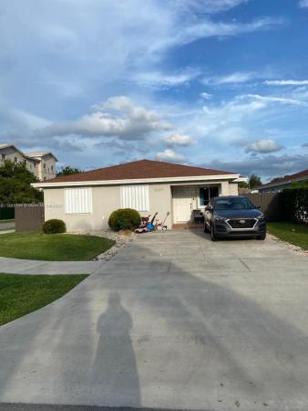 Fischer, 18889 NW 35th Ave, Miami Gardens, Florida 33056, image 1