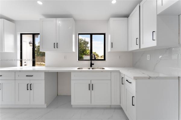 Gladeview No HOA, 2397 NW 65th St, Gladeview, Florida 33147, image 3