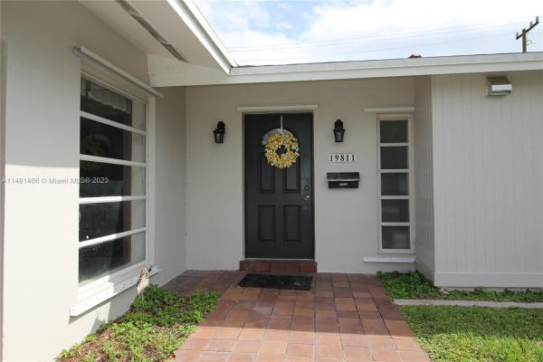 Bel Aire, 19811 SW 101st Ct, Cutler Bay, Florida 33157, image 3