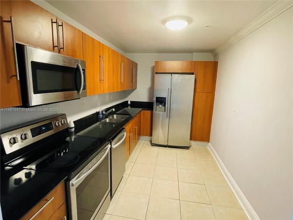 The Residences On Hollywood Beach, 3000 S Ocean Dr #612, Hollywood, Florida 33019, image 3
