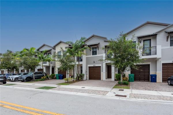 Doral Cay, 6015 NW 104th Ct, Doral, Florida 33178, image 3