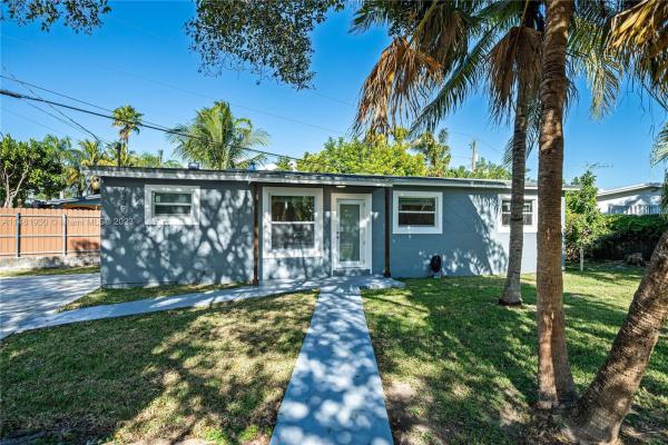 Lincoln Estates, 22295 SW 108th Ave, Goulds, Florida 33170, image 1