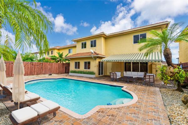 Caribe At Bonita Lakes, 13744 SW 124th Ave Rd, Three Lakes, Florida 33186, image 2