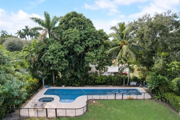 Griffing Biscayne Park Estates, 13236 NE 4th Ave, North Miami, Florida 33161, image 3