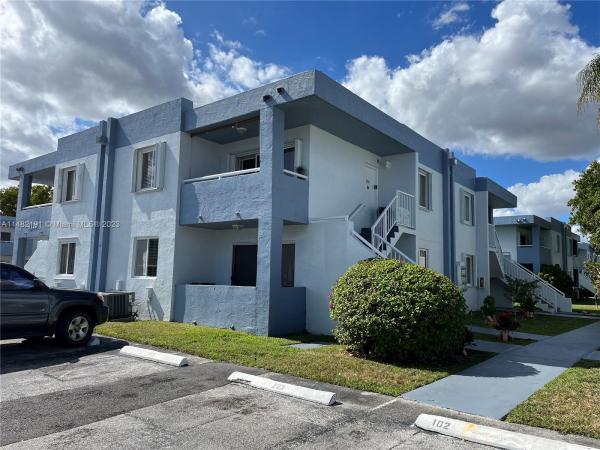 Lake Forest Park, 6220 SW 131st Ct #204, Kendale Lakes, Florida 33183, image 1