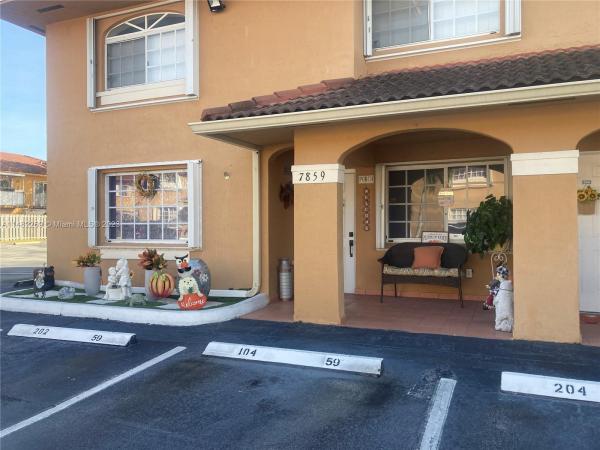 West Poinciana Villas, 7859 W 36th Ave #104, Hialeah, Florida 33018, image 1
