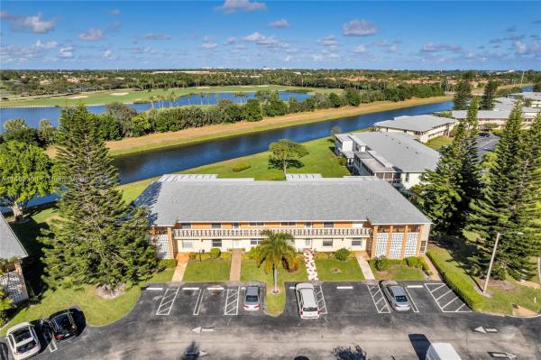 The Pines Of Delray North, 1965 NW 18th St #203, Delray Beach, Florida 33445, image 3