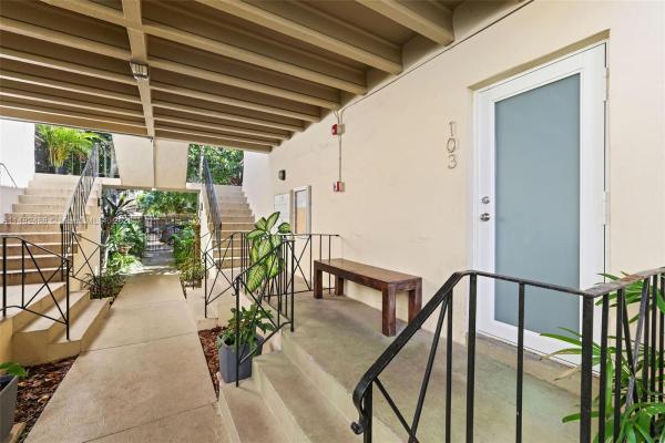 900 Meridian, 900 Meridian Ave #103, Miami Beach, Florida 33139, image 2
