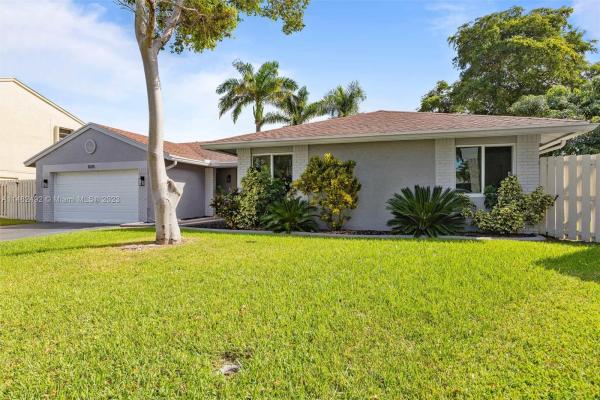 Blue Ridge, 1070 Cumberland Ter, Davie, Florida 33325, image 2