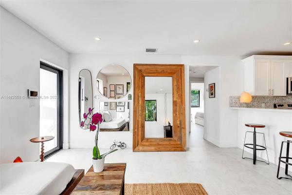 Cocoplum Terrace, 6610 SW 62nd Ct, South Miami, Florida 33143, image 3