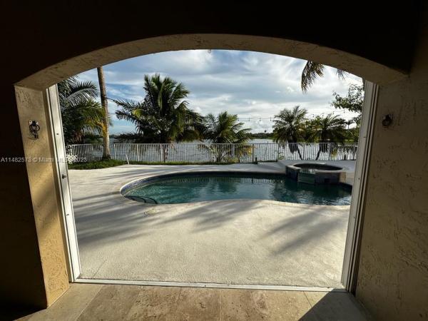 Twin Lake Shores East, 13116 SW 136th Ter, Three Lakes, Florida 33186, image 3