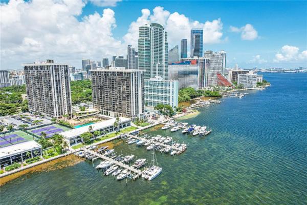 Brickell Place Marina, 1901 Brickell Ave Slip #17, Miami, Florida 33129, image 1