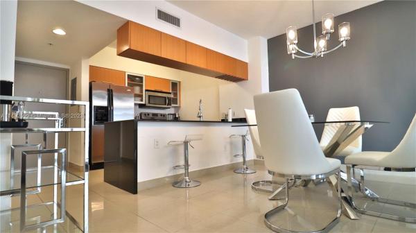Opera Tower, 1750 N Bayshore Dr #2704, Miami, Florida 33132, image 3