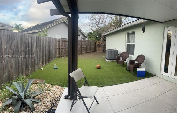 Courtyards At Deerwood, 14748 SW 123rd Ave, Three Lakes, Florida 33186, image 2