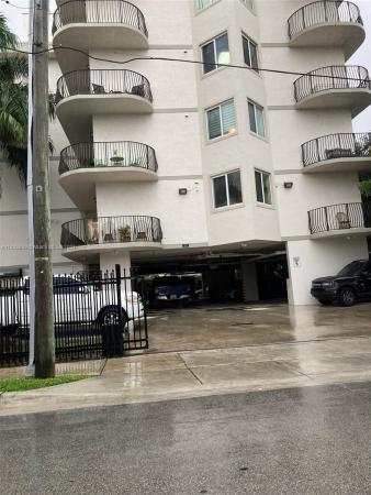 Miami Forest Villas, 954 SW 36th Ct #202, Miami, Florida 33135, image 3