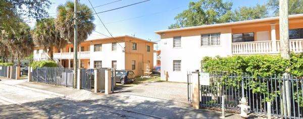 South Miami Villas, 6165 SW 63rd St #6, South Miami, Florida 33143, image 1