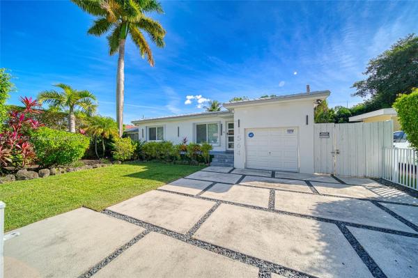 1564 NE 110th Ter, Unincorporated Dade County, Florida 33161, image 3