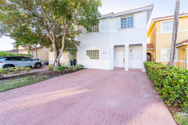 Precious Homes At Twin Lakes, 14346 SW 134th Pl, Three Lakes, Florida 33186, image 3