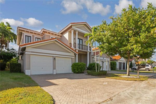Cutler Cay, 19354 SW 78th Pl, Cutler Bay, Florida 33157, image 3
