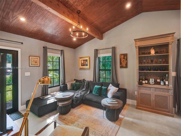 Lake Heights, 6401 SW 42nd Ter, Westwood Lakes, Florida 33155, image 3