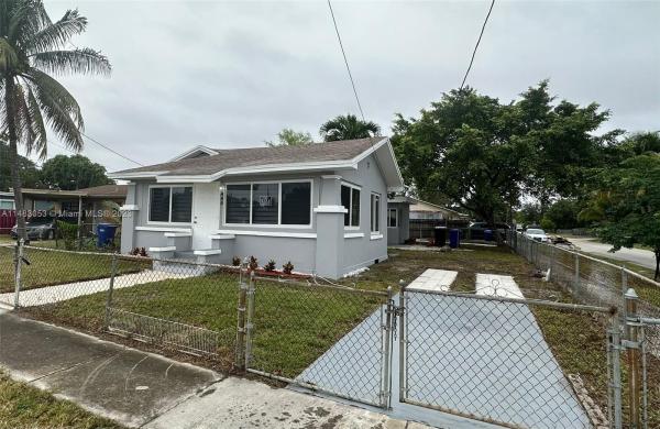 Seaboard Park, 445 NE 171st St, North Miami Beach, Florida 33162, image 1