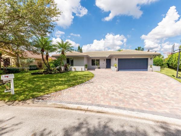 Cypress Lakes, 1068 NW 108th Ln, Coral Springs, Florida 33071, image 1