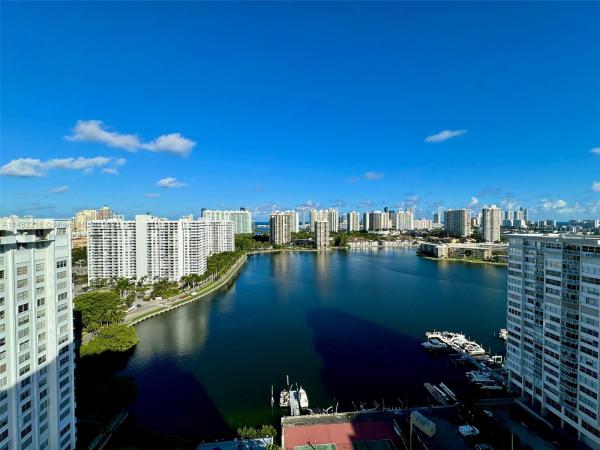 Commodore Plaza Tower, 2750 NE 183rd St #2309, Aventura, Florida 33160, image 1