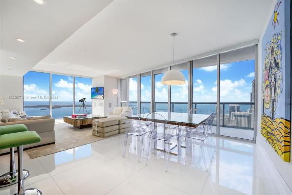 Icon Brickell Tower 2, 495 Brickell Ave #5601, Miami, Florida 33131, image 2