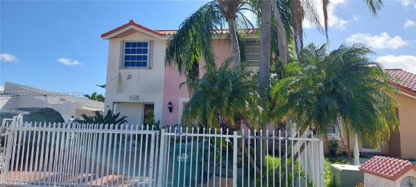 Oak Ridge Villas, 11960 SW 208th Ter, South Miami Heights, Florida 33177, image 3