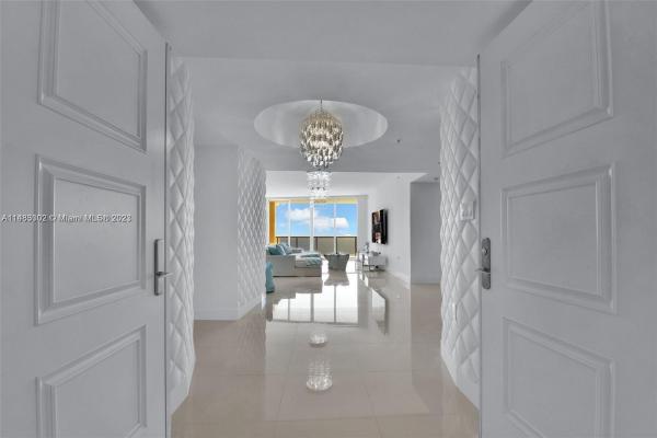 Sayan, 16275 Collins Ave #2601, Sunny Isles Beach, Florida 33160, image 1